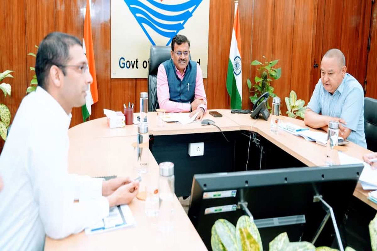 Meetingn of Toursim Departmenty held.